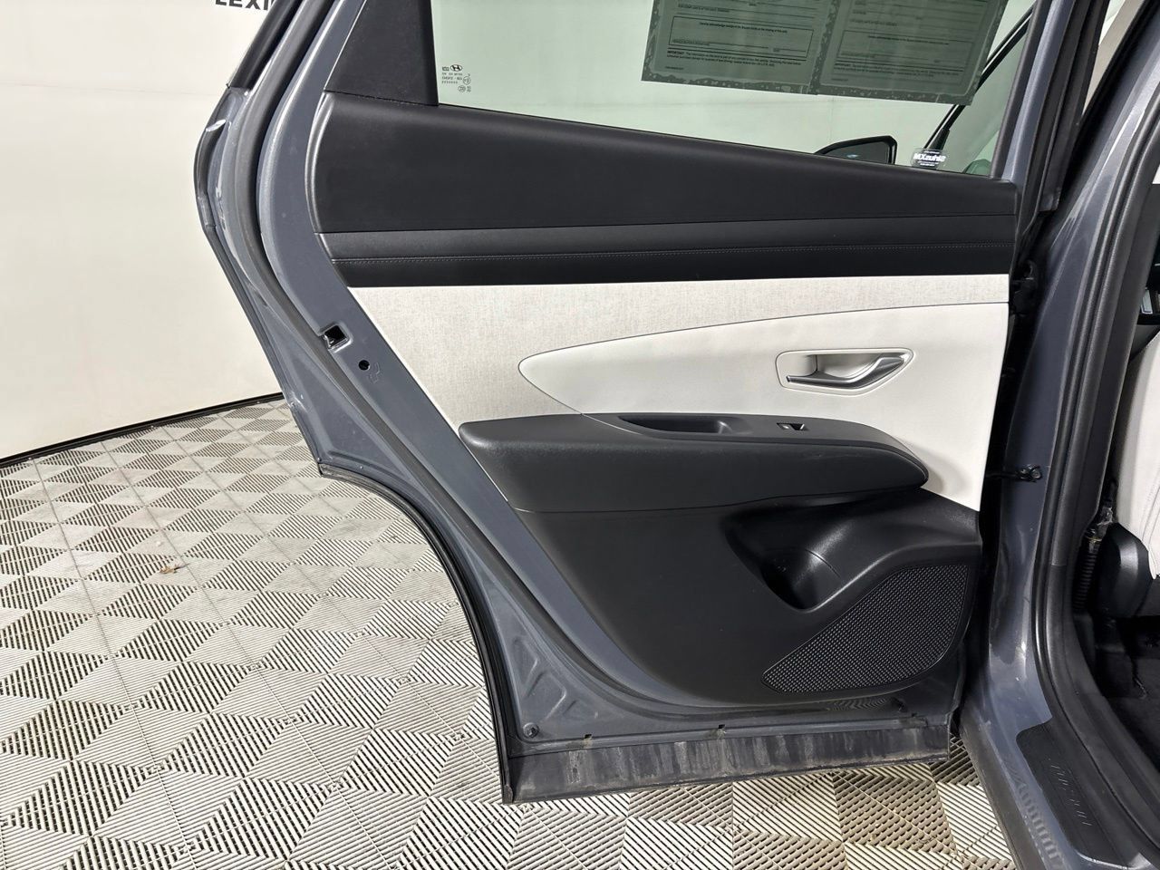Used 2025 Hyundai Tucson SEL FWD image 25