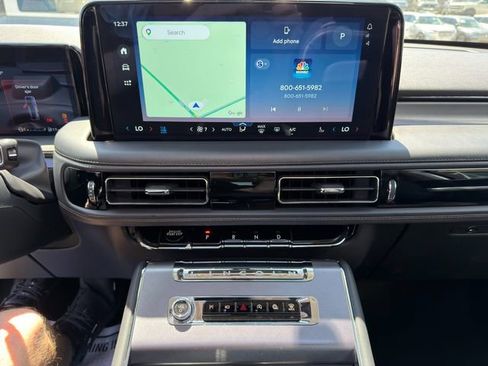 Used 2025 Lincoln Aviator AWD w/ Equipment Group 101A image 27