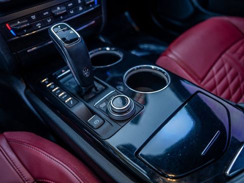 Used 2022 Maserati Ghibli Modena Q4 image 12