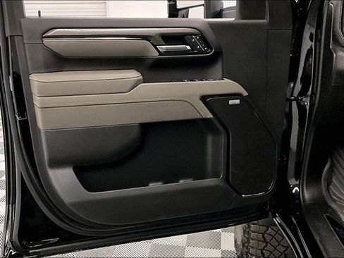 Used 2025 Chevrolet Silverado 2500 ZR2 w/ ZR2 Bison Edition image 21