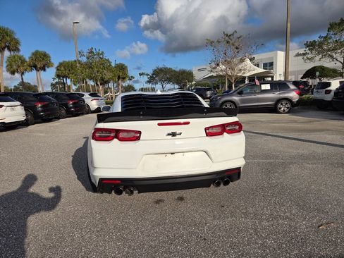 Used 2023 Chevrolet Camaro LT w/ Technology Package image 4