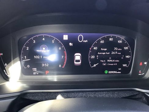 Certified 2025 Honda Accord SE image 6
