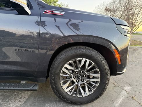 Used 2025 Chevrolet Tahoe Z71 w/ Z71 Off-Road Package image 14