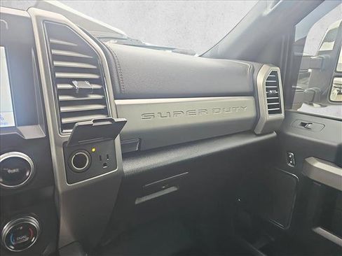 Used 2021 Ford F350 Platinum image 21