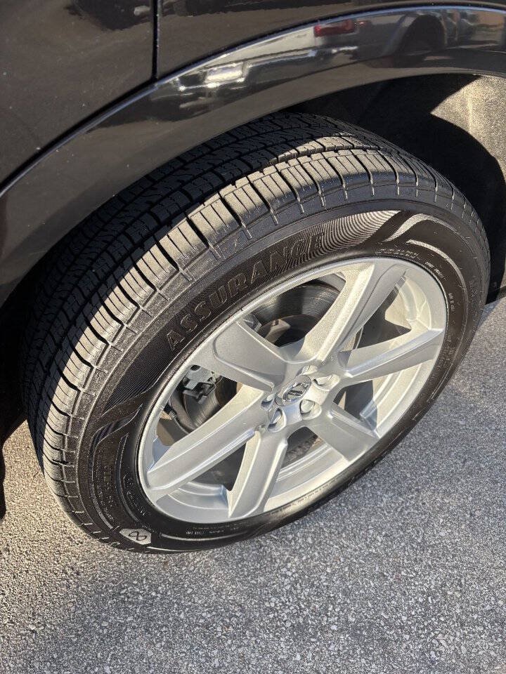 Used 2022 Volvo XC90 T5 Momentum AWD/4WD image 8