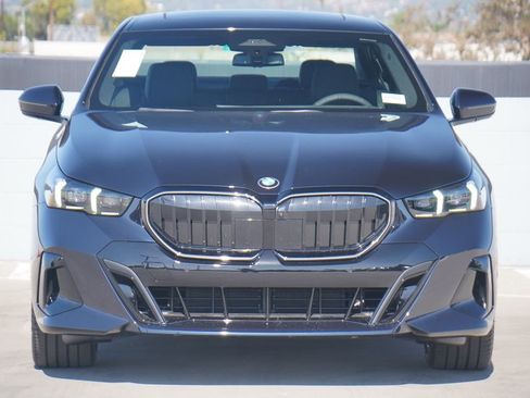 New 2026 BMW 530i w/ M Sport Package RWD image 2