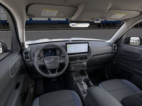 New 2026 Ford Bronco Sport Outer Banks AWD/4WD image 9