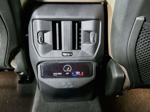 Used 2026 BMW X3 xDrive30i w/ Convenience Package AWD/4WD image 25