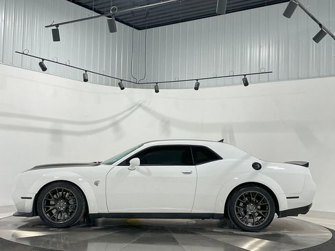 Used 2020 Dodge Challenger SRT Hellcat image 12