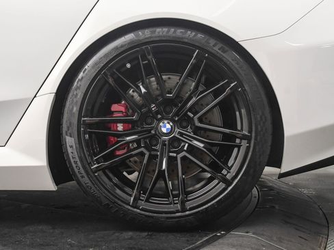 Used 2025 BMW M5 w/ Carbon Package image 33