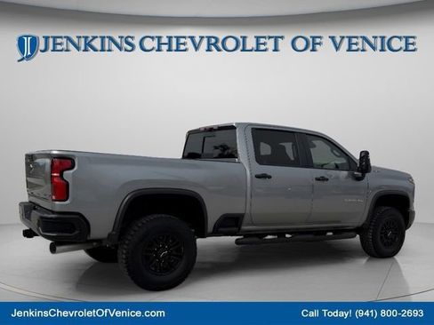 New 2026 Chevrolet Silverado 2500 ZR2 image 5