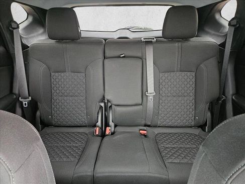 Used 2020 Chevrolet Blazer LT image 17