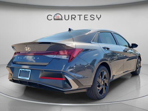 New 2026 Hyundai Elantra SEL Sport Premium w/ Cargo Package FWD image 7