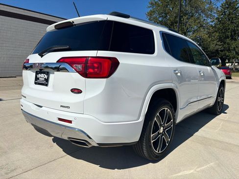 Used 2019 GMC Acadia Denali w/ Technology Package AWD/4WD image 7