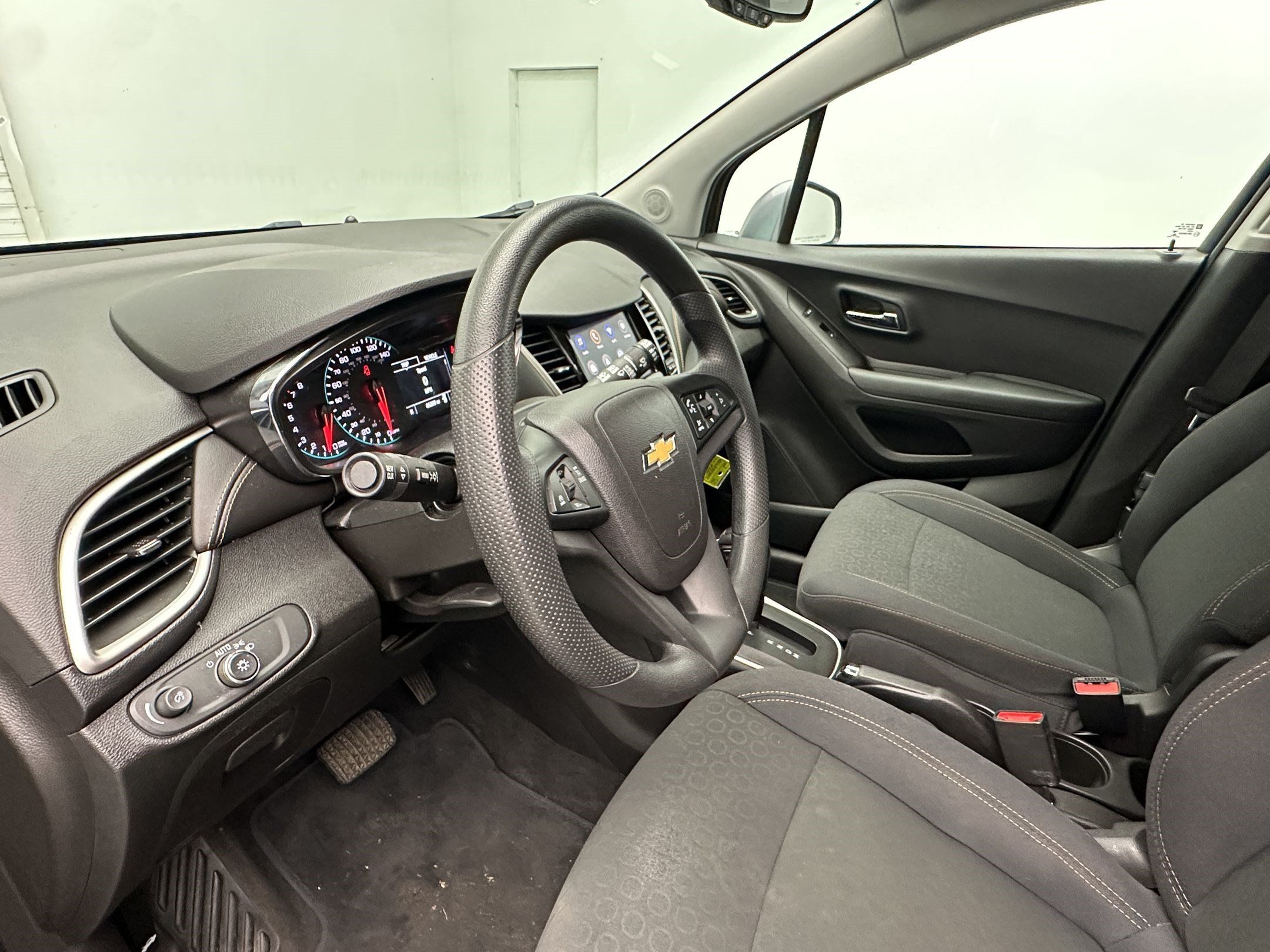 Certified 2020 Chevrolet Trax LS w/ Tint and Cruise Package AWD/4WD image 4