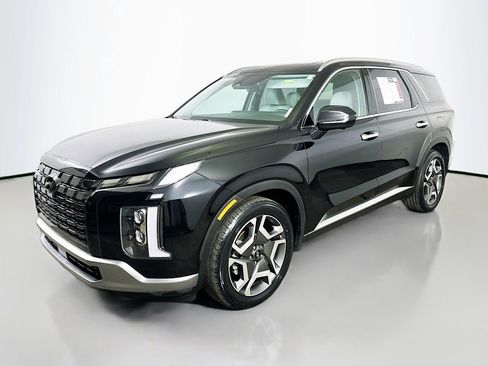 Used 2023 Hyundai Palisade SEL image 3