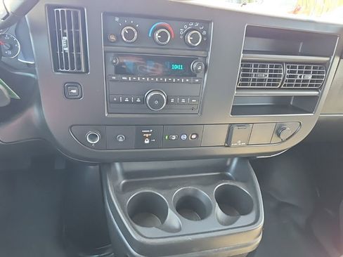 Used 2021 Chevrolet Express 2500 w/ Driver Convenience Package image 26