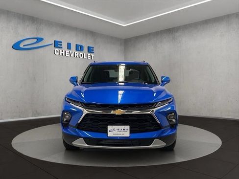 New 2026 Chevrolet Blazer LT w/ Convenience Package AWD/4WD image 2