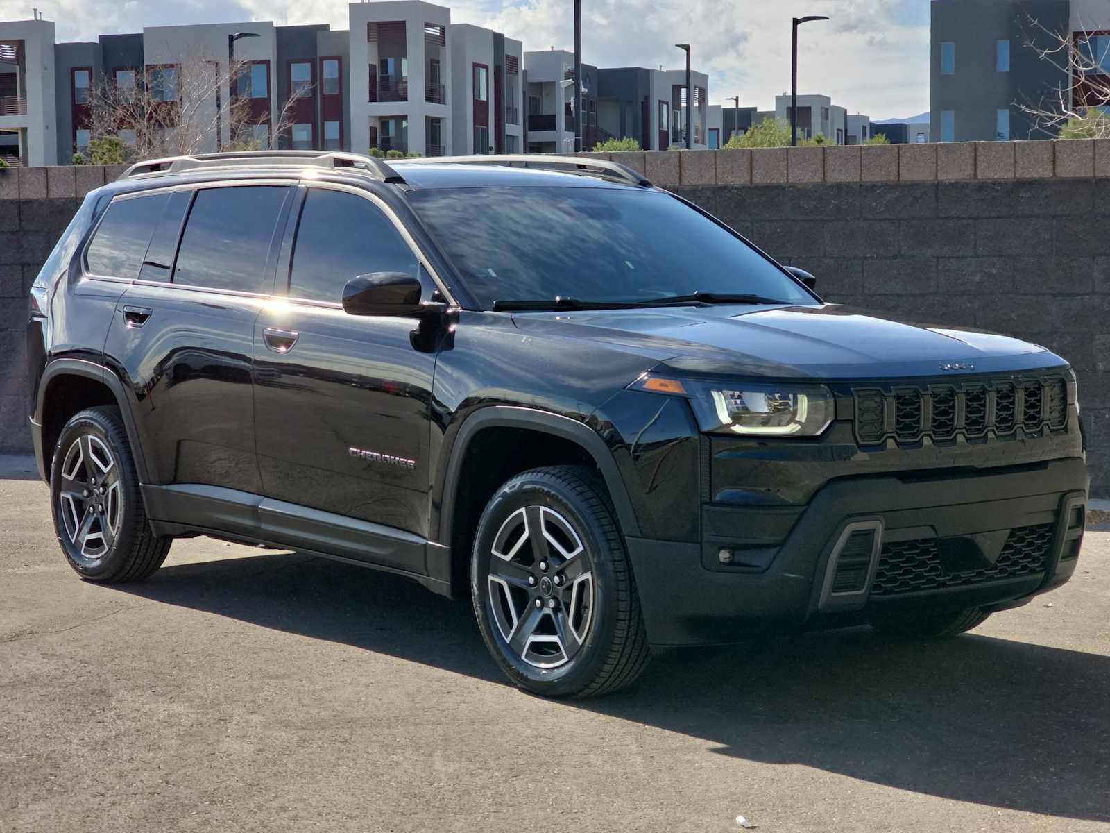 New 2026 Jeep Cherokee Laredo AWD/4WD image 2
