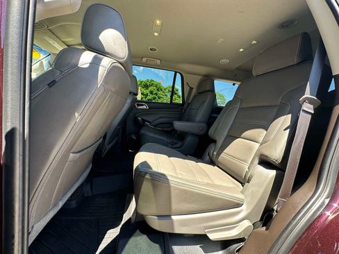 Used 2017 GMC Yukon Denali AWD/4WD image 38