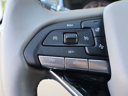 Certified 2025 Cadillac XT6 Premium Luxury image 25