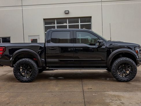 Used 2025 Ford F150 Raptor image 11