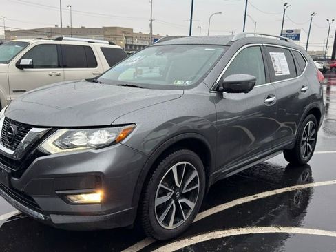 Used 2019 Nissan Rogue SL w/ Premium Package image 6