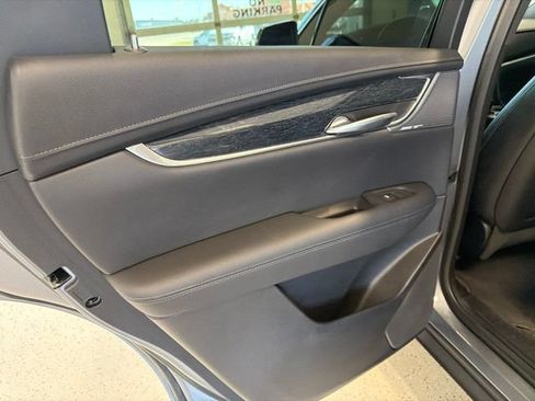 Used 2020 Cadillac XT5 Premium Luxury AWD/4WD image 44