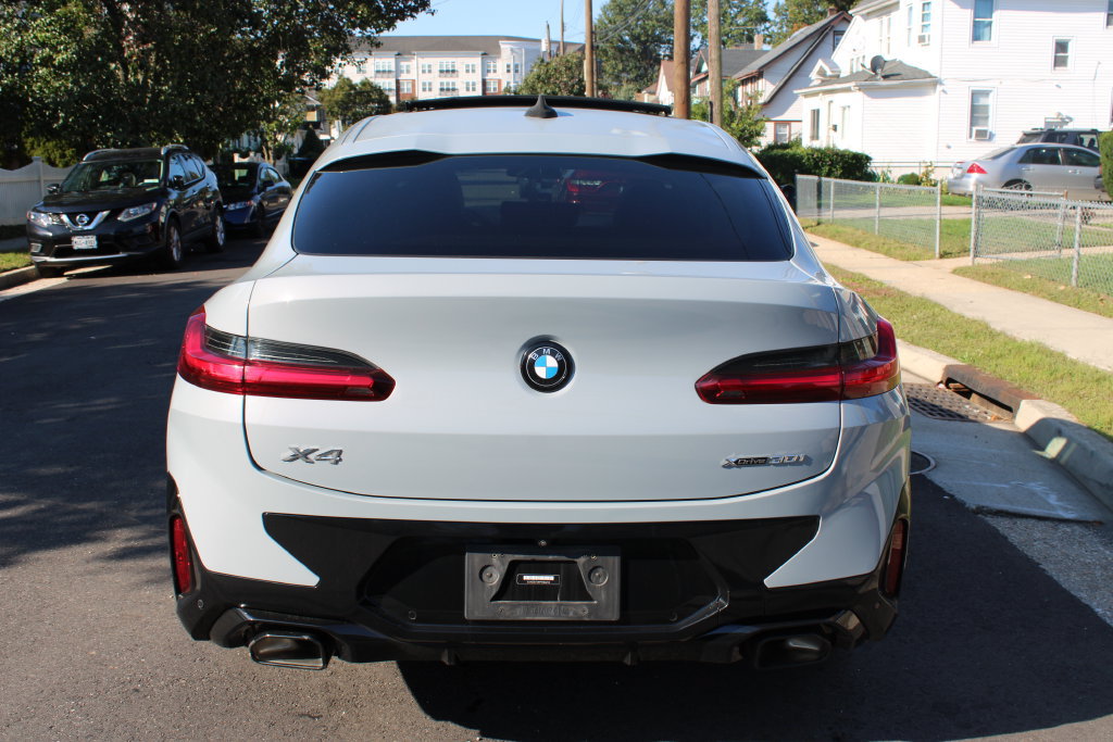 Used 2023 BMW X4 xDrive30i AWD/4WD image 7