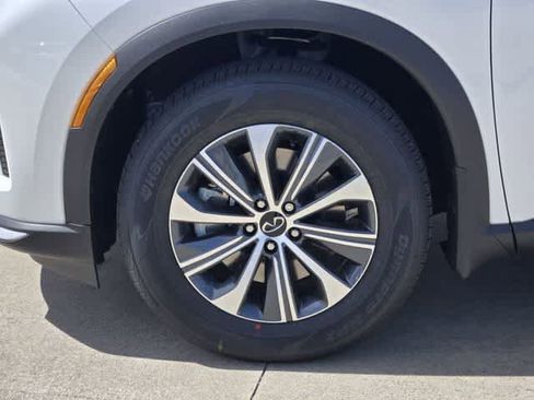 New 2026 INFINITI QX60 Pure FWD image 8