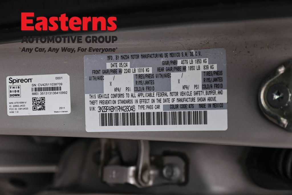 Used 2024 MAZDA MAZDA3 s FWD image 33