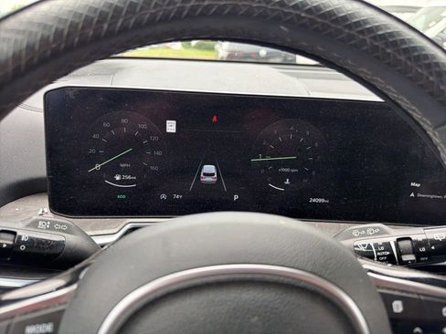 Used 2024 Kia Sorento SX AWD/4WD image 6