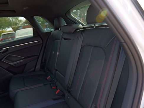 New 2025 Audi Q3 2.0T Premium Plus image 30