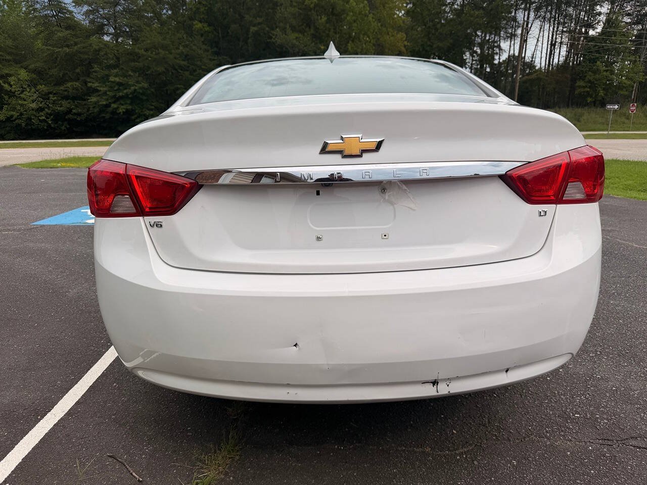 Used 2018 Chevrolet Impala LT FWD image 8