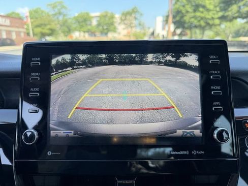 Used 2021 Toyota Camry XSE FWD image 19