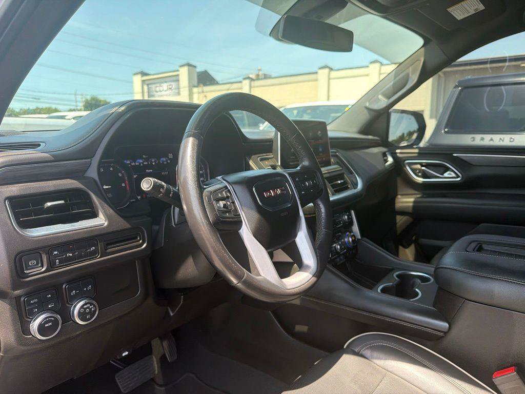 Used 2021 GMC Yukon SLT AWD/4WD image 37