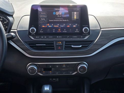 Certified 2025 Nissan Altima 2.5 SV FWD image 15