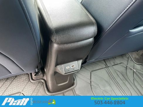 Used 2023 Chevrolet Bolt EUV Premier w/ Super Cruise Package image 32