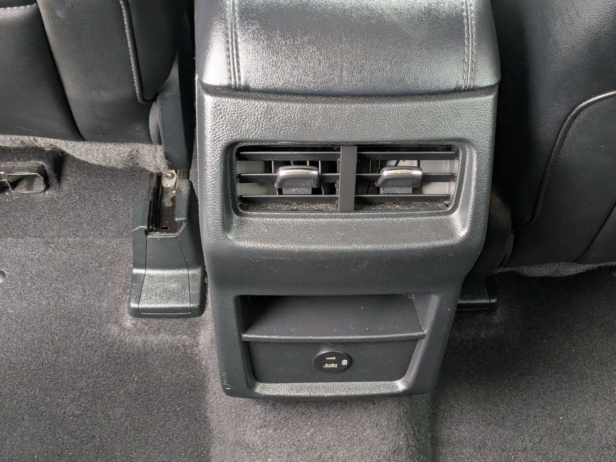 Used 2022 Ford Edge SEL AWD/4WD image 15