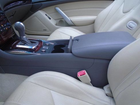 Used 2011 INFINITI G37 Sport w/ Premium Pkg image 16