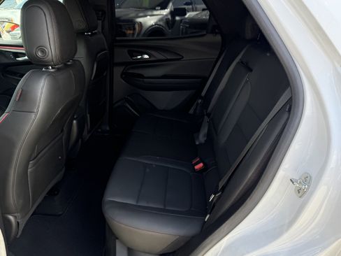 Used 2024 Chevrolet TrailBlazer RS w/ Driver Confidence Package image 13