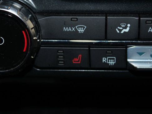 Used 2025 Ford F150 XLT w/ Equipment Group 302A MID image 31