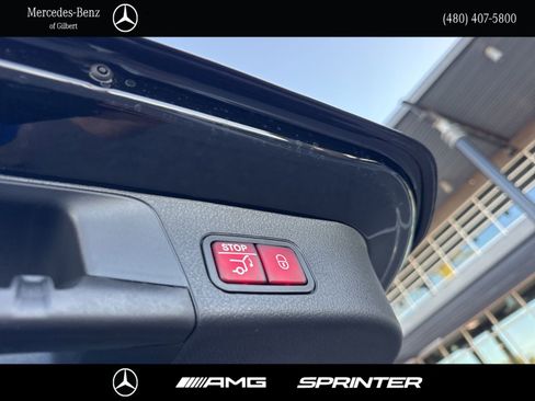 New 2026 Mercedes-Benz GLB 35 AMG 4MATIC image 7