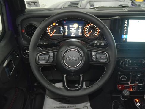 Used 2026 Jeep Wrangler Unlimited Rubicon AWD/4WD image 45