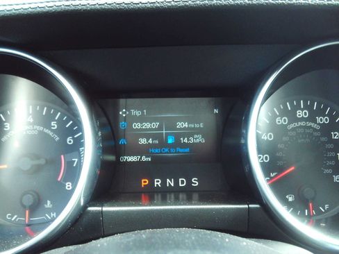 Used 2018 Ford Mustang Premium RWD image 9