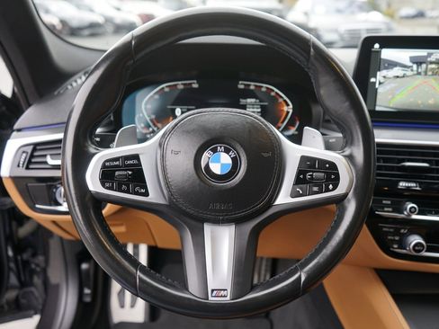 Used 2023 BMW 540i w/ M Sport Package image 12