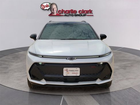 New 2025 Chevrolet Equinox EV RS w/ Convenience Package II image 8