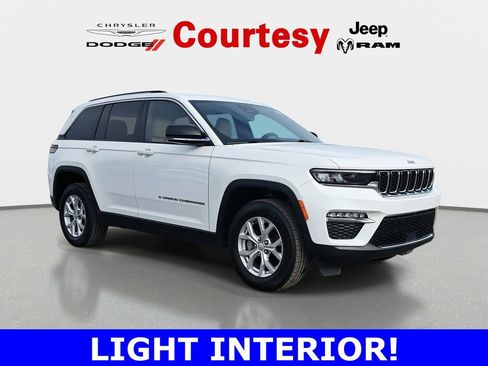 Certified 2023 Jeep Grand Cherokee Limited image 1