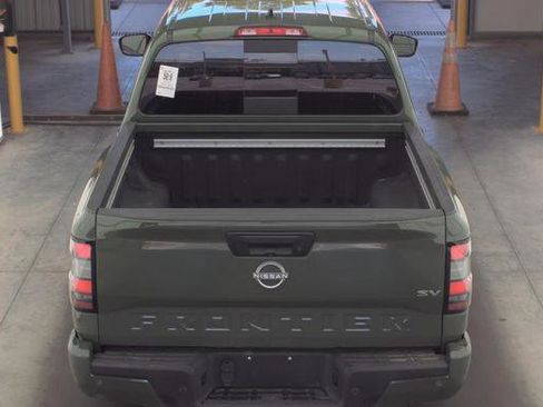 Used 2024 Nissan Frontier SV w/ SV Convenience Package RWD image 10