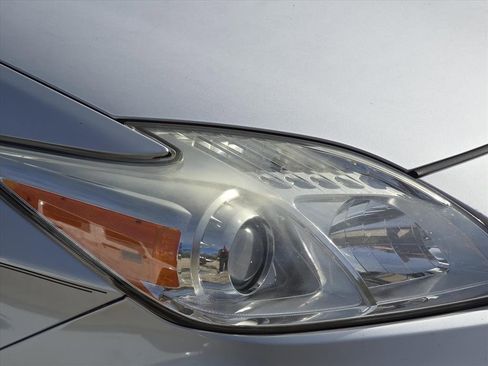 Used 2015 Toyota Prius Four image 10